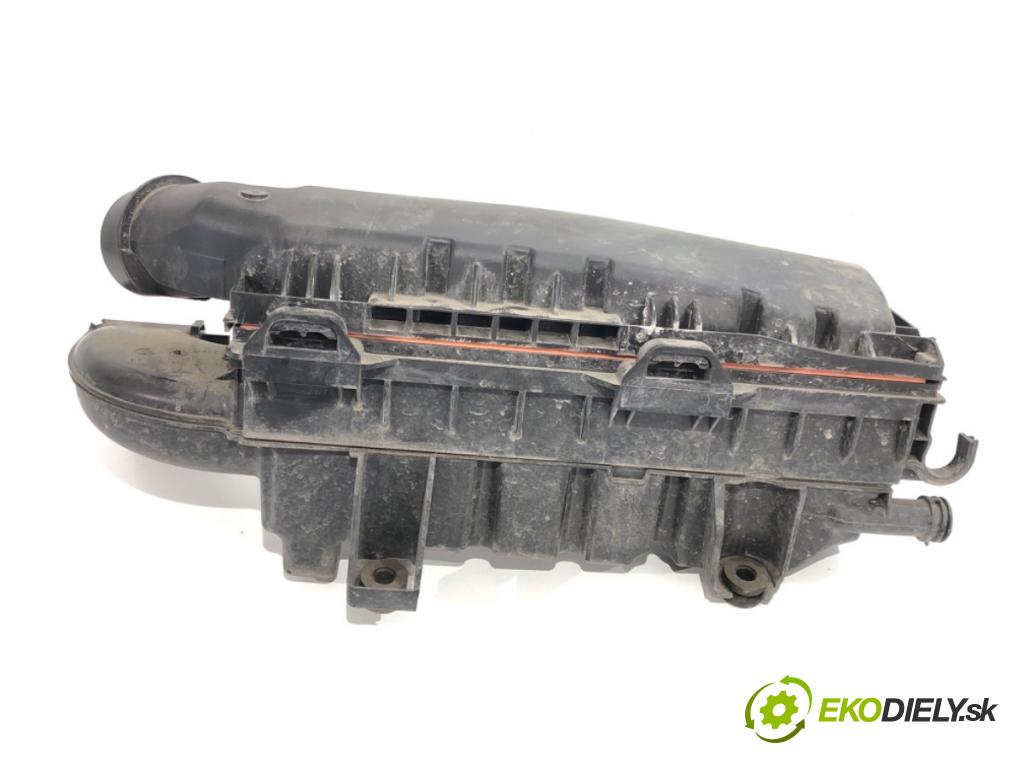 PEUGEOT 308 II liftback 2018 81 kW 1.2 THP 110 1199 Obal filtra vzduchu  (Obal vzduchového filtra)