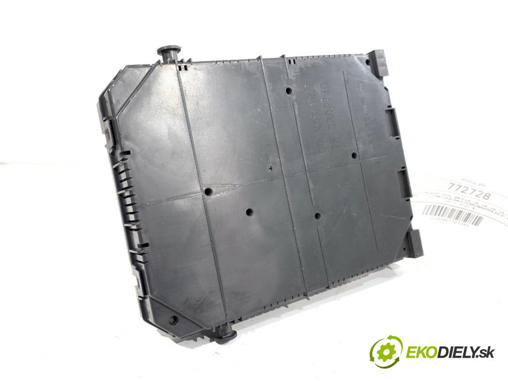 PEUGEOT 308 II liftback 2018 81 kW 1.2 THP 110 1199 modul BSI 9819851280 (Pojistková skříňka)