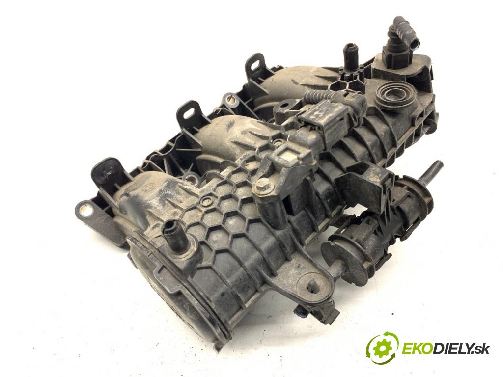 PEUGEOT 308 II liftback 2018 81 kW 1.2 THP 110 1199 potrubí sání 9802101480 (Sací potrubí)