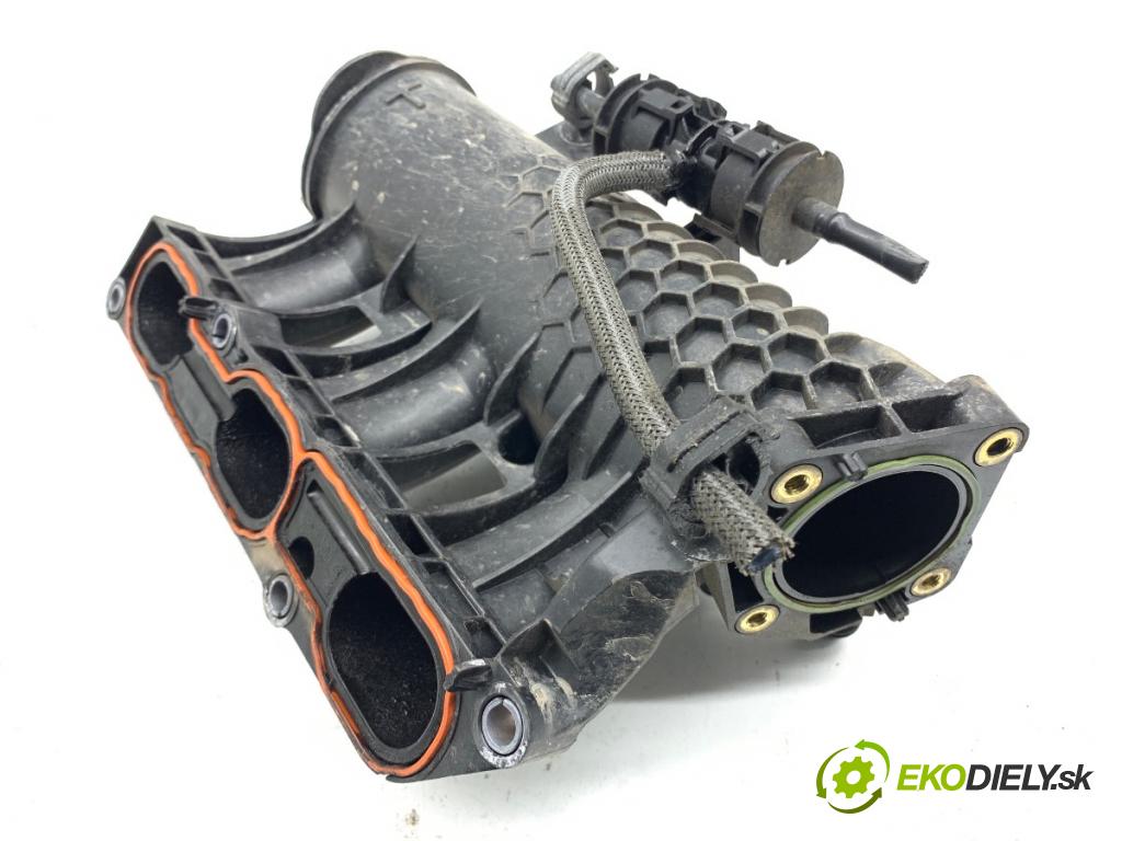 PEUGEOT 308 II liftback 2018 81 kW 1.2 THP 110 1199 potrubí sání 9802101480 (Sací potrubí)