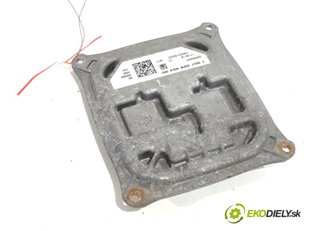 PEUGEOT 308 II liftback 2018 81 kW 1.2 THP 110 1199 Menič XENON 130732940400 (Riadiaca jednotka xenónu)