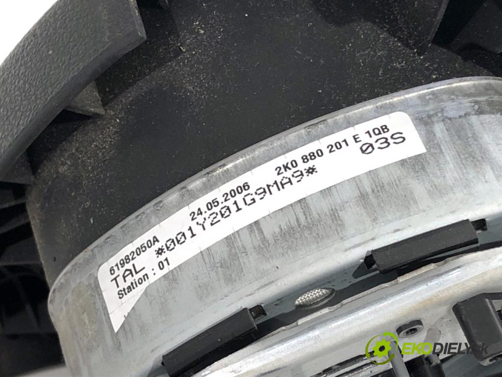 VW CADDY III Nadwozie pełne/minivan 2006 75 kW 1.6 1595 AirBag volantu 2K0880201E (Airbag)