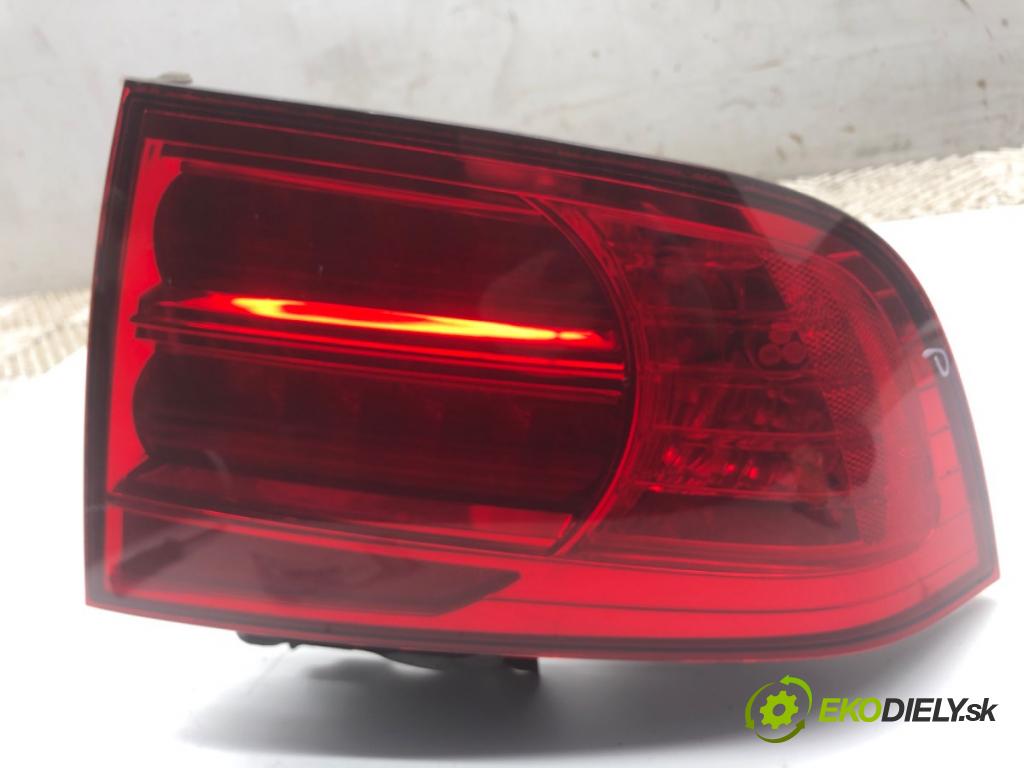 ACURA TL sedan 2004 198 kW 3.2 S 3210 světlo pravý zadní část 