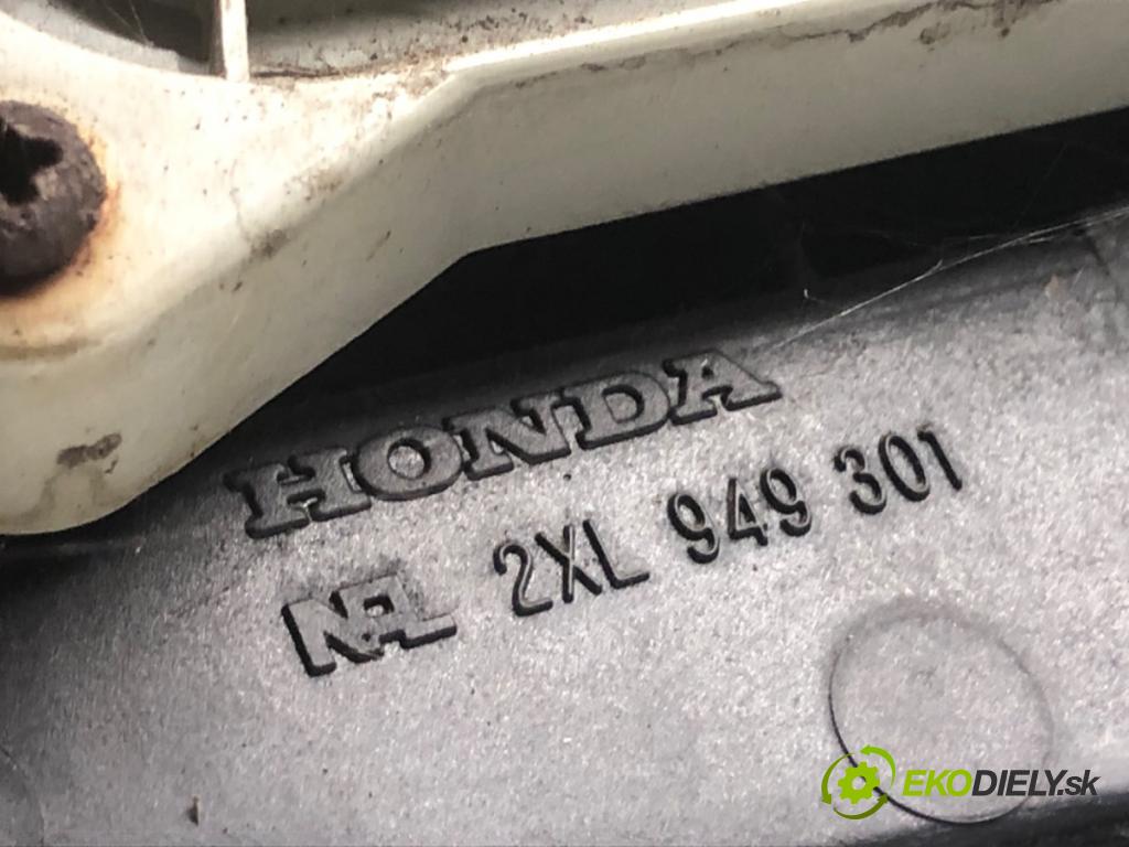 ACURA TL sedan 2004 198 kW 3.2 S 3210 světlo pravý zadní část
