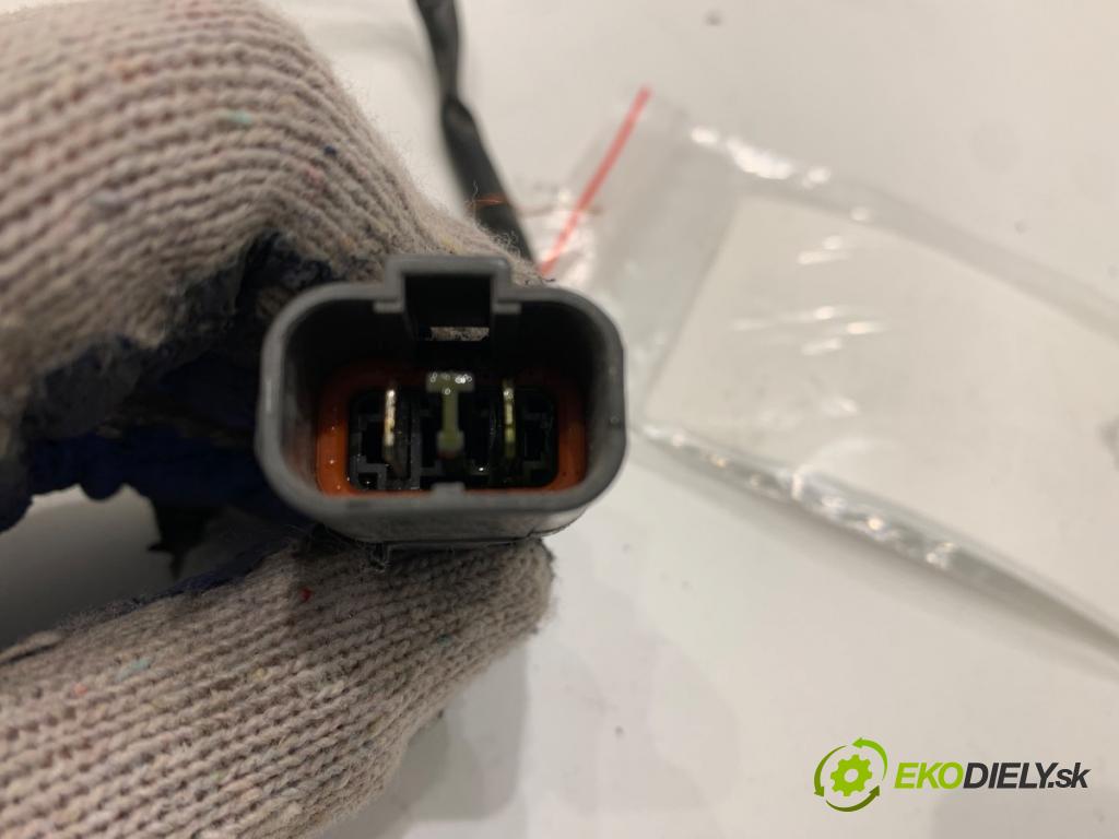 ACURA TL sedan 2004 198 kW 3.2 S 3210 ventilátor klimatizace 168000-4660 (Ventilátor chladiče klimatizace)