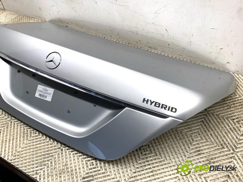 MERCEDES-BENZ W221 sedan 2010 205 kW S 400 Hybrid (221.095, 221.195) 3498 kapota zadní část