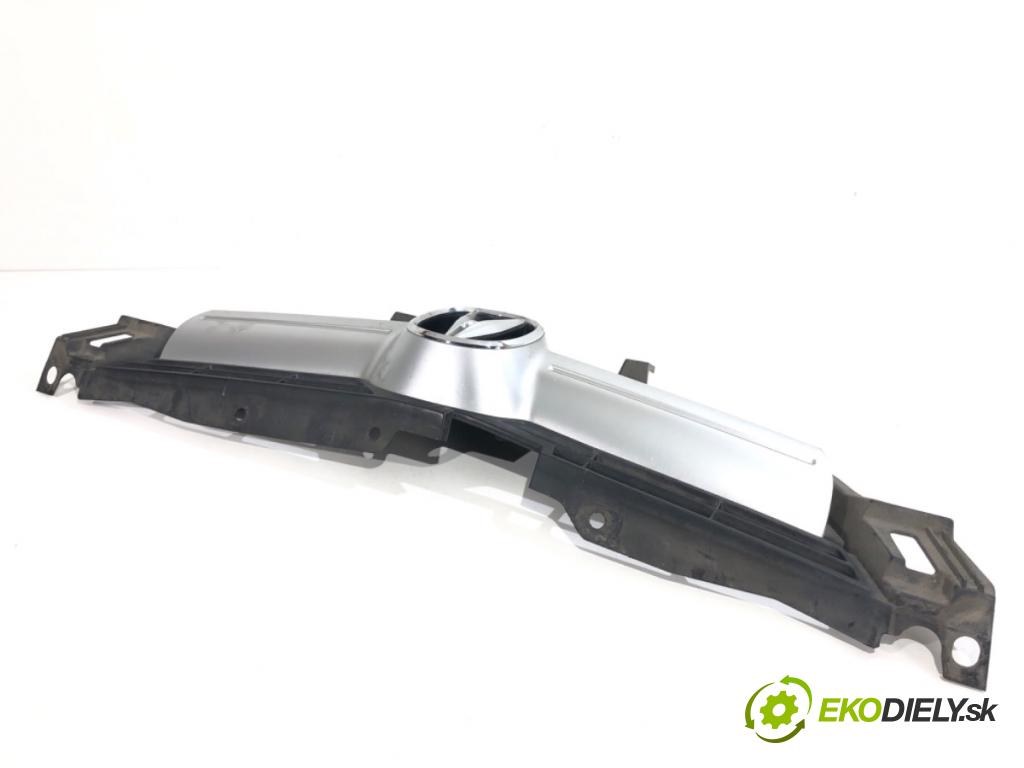 ACURA TL sedan 2004 198 kW 3.2 S 3210 mřížka maska 71120-SEPA-A (Přední mřížka (maska chladiče))