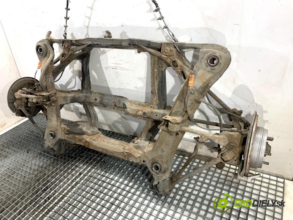 ACURA TL sedan 2004 198 kW 3.2 S 3210 výztuha zadní část