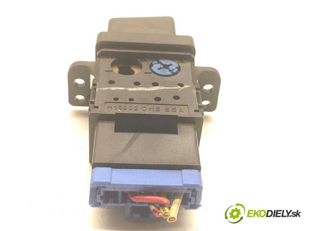 ACURA TL sedan 2004 198 kW 3.2 S 3210 Prepínač otvárania dverí M24111 M19902 (Prepínacie páčky pod volantom)