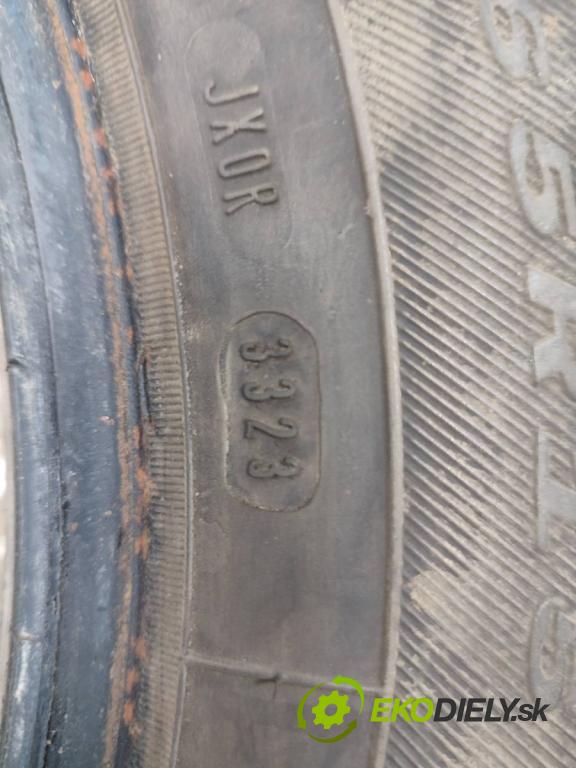 --- --- PNEUMATIKY: 15 zima 195/65