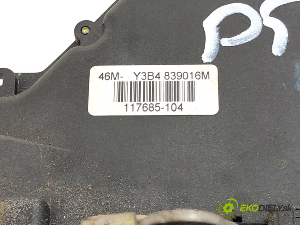 VW PASSAT B5 FL sedan 2004 96 kW 1.9 TDI 1896 zámok dveře pravý zadní část 3B4839016M