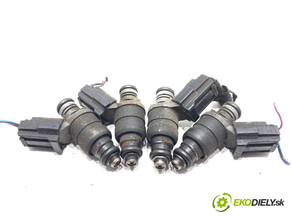 VW PASSAT B5 FL sedan 2004 96 kW 1.9 TDI 1896 vstrekovače 06A906031BT