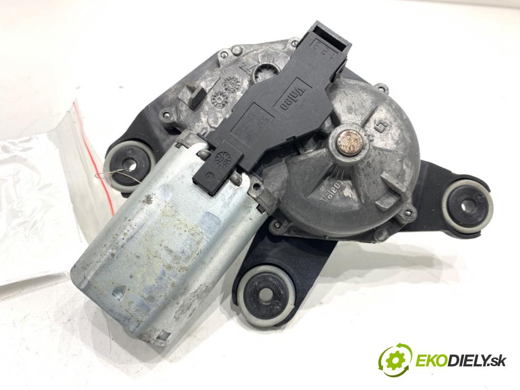 FIAT GRANDE PUNTO liftback 2007 57 kW 1.4 (199AXB11, 199AXB1A, 199BXB1A, 199AXL1A) 1368 motor stěračů zadní část