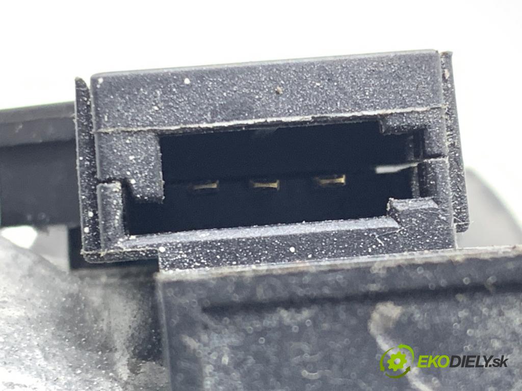 FIAT GRANDE PUNTO liftback 2007 57 kW 1.4 (199AXB11, 199AXB1A, 199BXB1A, 199AXL1A) 1368 motor stěračů zadní část