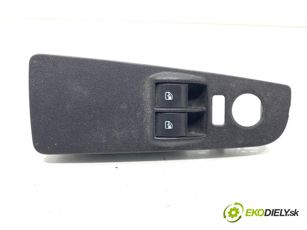 FIAT GRANDE PUNTO liftback 2007 57 kW 1.4 (199AXB11, 199AXB1A, 199BXB1A, 199AXL1A) 1368 Prepínač okien 735423371 (Prepínacie páčky pod volantom)
