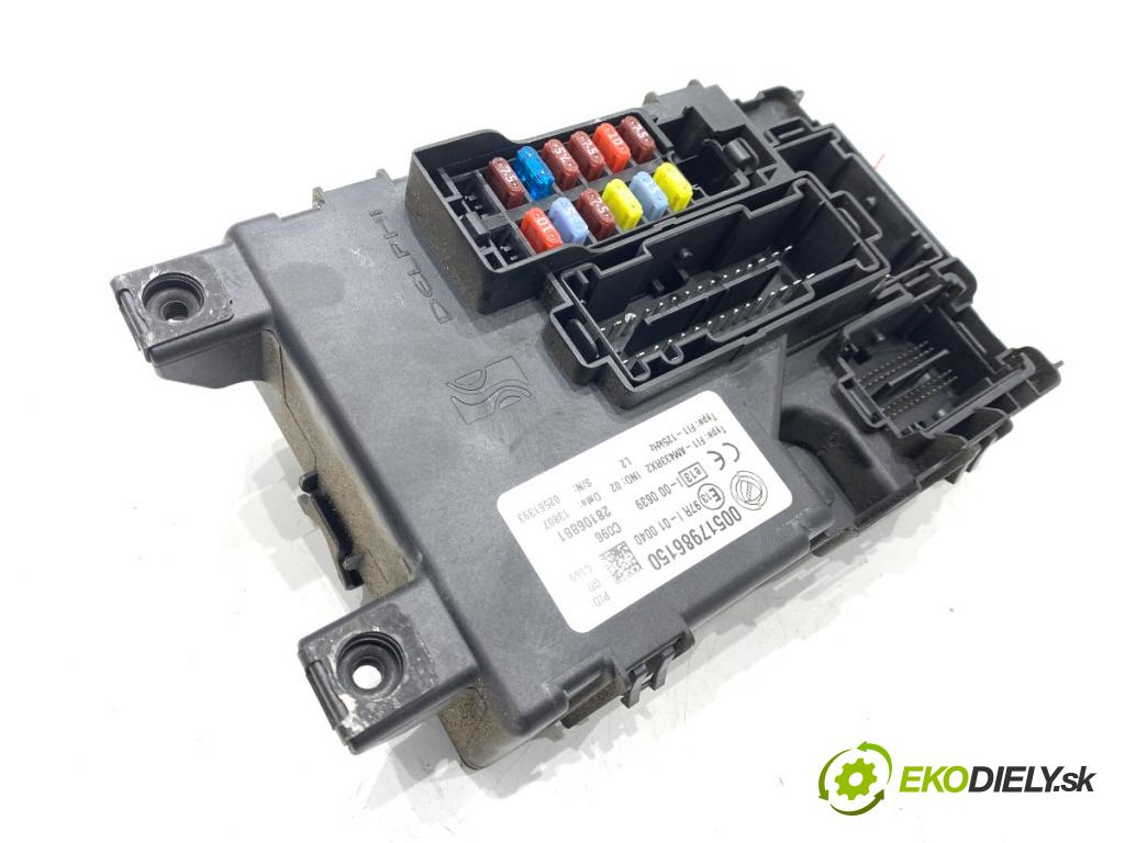 FIAT GRANDE PUNTO liftback 2007 57 kW 1.4 (199AXB11, 199AXB1A, 199BXB1A, 199AXL1A) 1368 modul BSI 00517986150 (Pojistková skříňka)