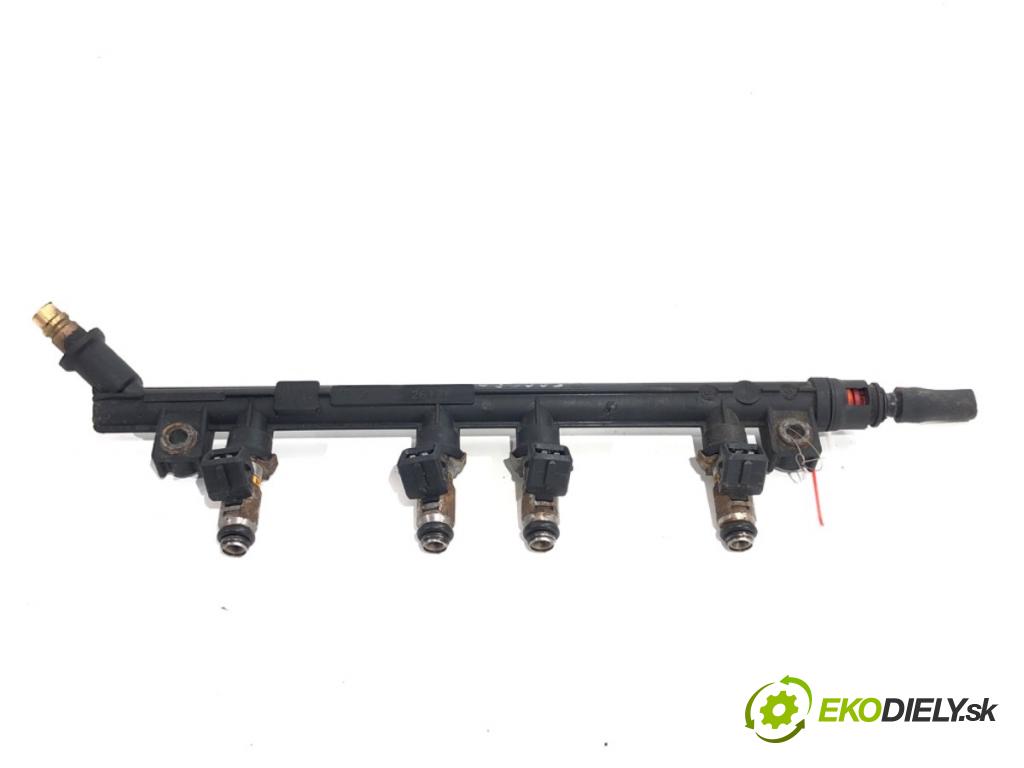 FIAT GRANDE PUNTO liftback 2007 57 kW 1.4 (199AXB11, 199AXB1A, 199BXB1A, 199AXL1A) 1368 Lišta vstrekovacia  (Vstrekovacia lišta)