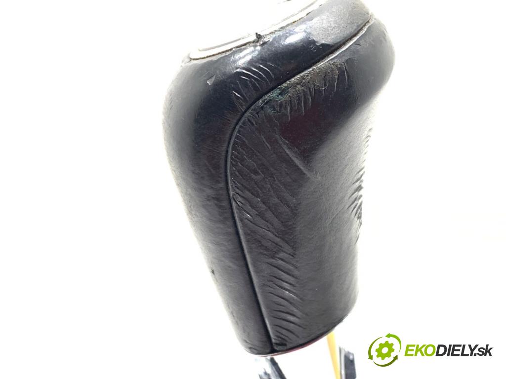 JEEP GRAND CHEROKEE WK SUV 2012 177 kW 3.0 CRD V6 4x4 2987 Kulisa P52124792AB (Rýchlostná páka (kulisa))