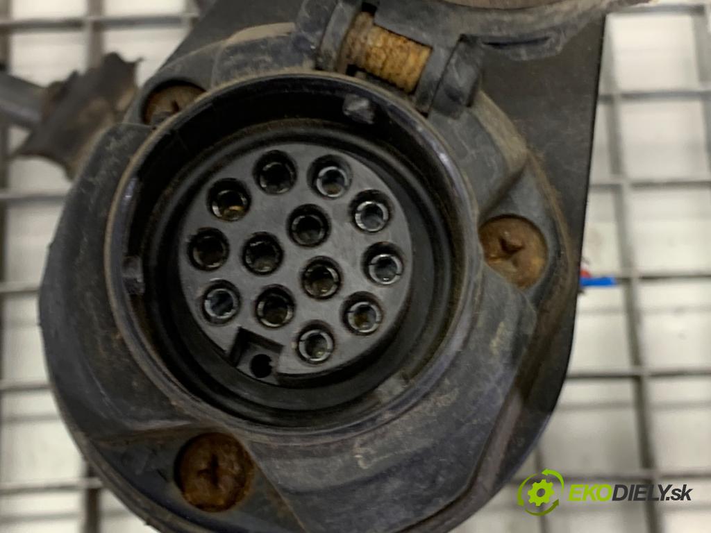 JEEP GRAND CHEROKEE WK SUV 2012 177 kW 3.0 CRD V6 4x4 2987 Hák tažné zařízení  (Tažné zařízení)