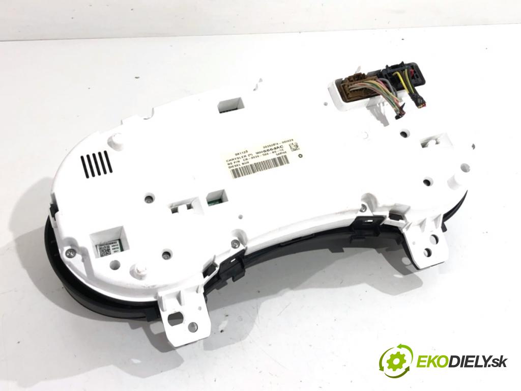 JEEP GRAND CHEROKEE WK SUV 2012 177 kW 3.0 CRD V6 4x4 2987 Prístrojovka 56046664AC (Prístrojová doska)