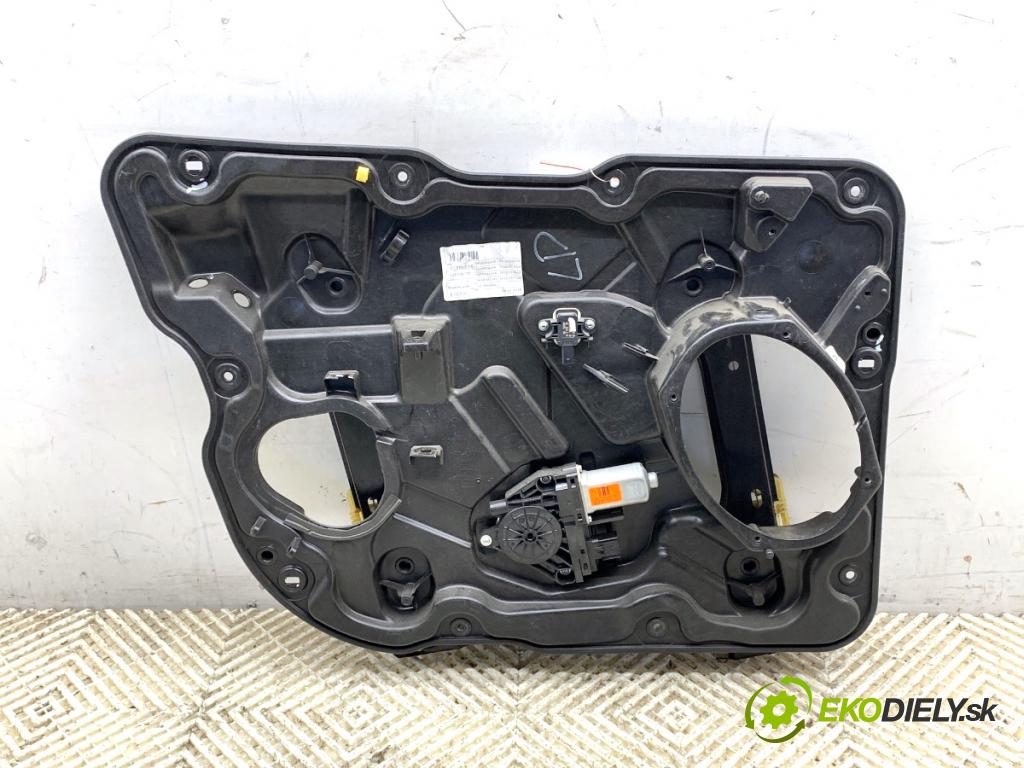 JEEP GRAND CHEROKEE WK SUV 2012 177 kW 3.0 CRD V6 4x4 2987 mechanismus okna levý přední část 04589599AK