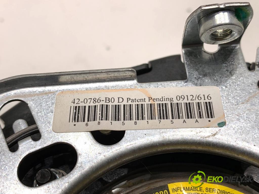 JEEP GRAND CHEROKEE WK SUV 2012 177 kW 3.0 CRD V6 4x4 2987 AirBag volantu  (Airbag)