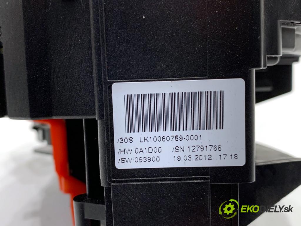 JEEP GRAND CHEROKEE WK SUV 2012 177 kW 3.0 CRD V6 4x4 2987 Prepínač kombinovaný LK10060789 (Prepínacie páčky pod volantom)