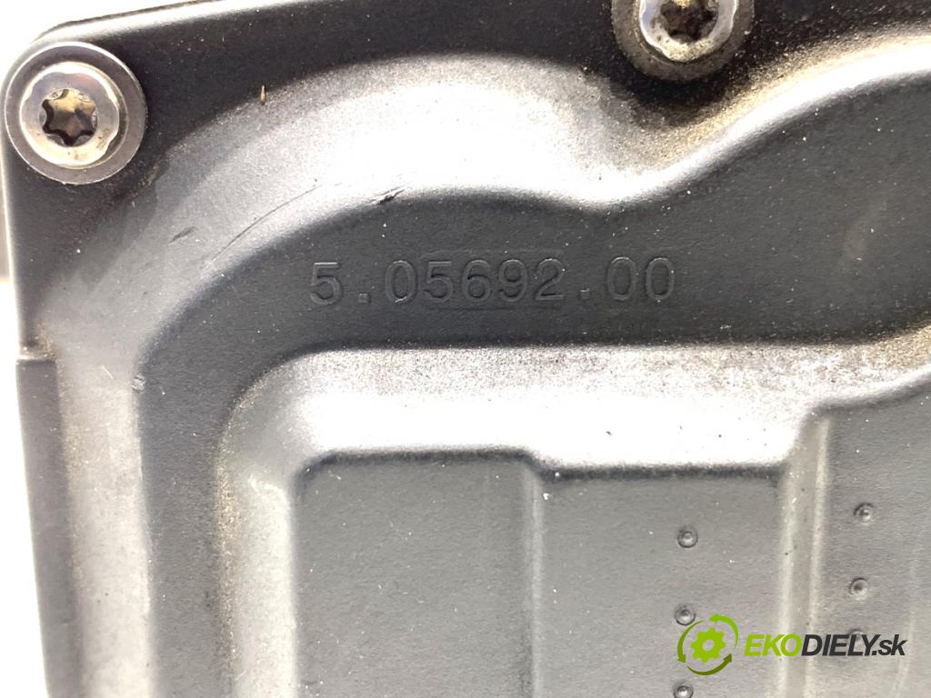 JEEP GRAND CHEROKEE WK SUV 2012 177 kW 3.0 CRD V6 4x4 2987 Škrtiaca klapka 50569200 (Škrtiaca klapka)