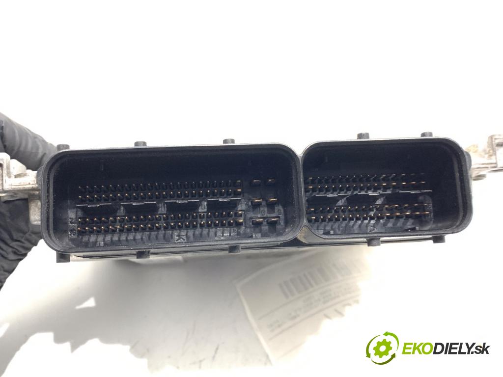 JEEP GRAND CHEROKEE WK SUV 2012 177 kW 3.0 CRD V6 4x4 2987 riadiaca jednotka Motor P05150625AC (Riadiaca jednotka)