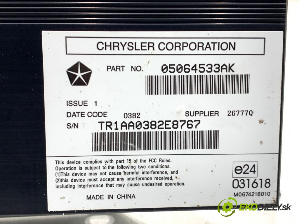 JEEP GRAND CHEROKEE WK SUV 2012 177 kW 3.0 CRD V6 4x4 2987 Zosilňovač 05064533AK (Zosilňovač)