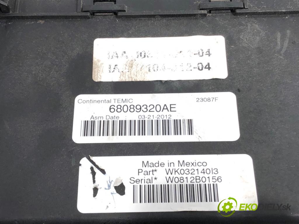 JEEP GRAND CHEROKEE WK SUV 2012 177 kW 3.0 CRD V6 4x4 2987 skříňka poistková 68089320AE (Pojistková skříňka)