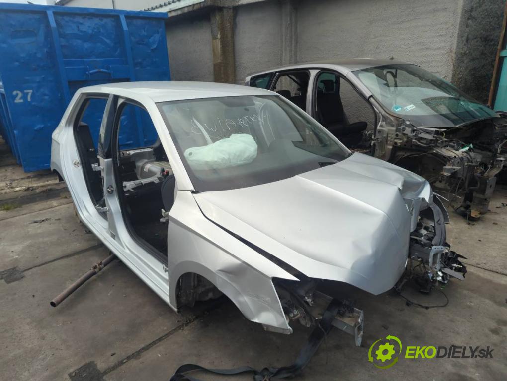 SKODA FABIA III liftback 2017 55 kW 1.0 999 KAROSERIA ČTVRŤÁK blatník zadní část levý pravý práh střecha PODŁUŻNICA levý pravý 