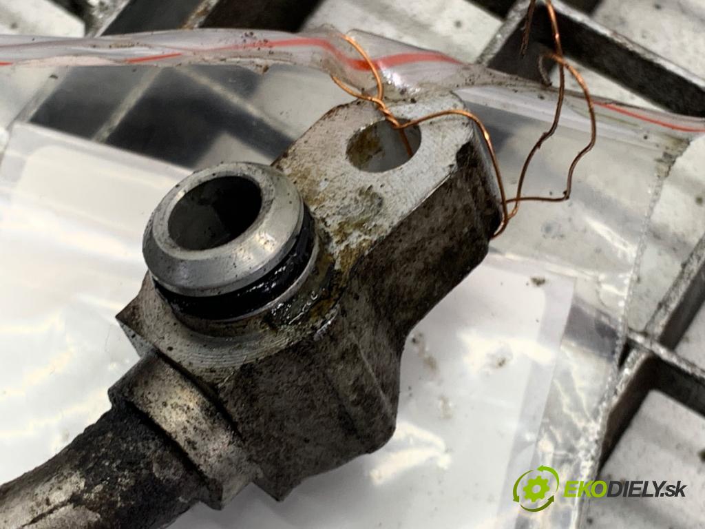 HONDA CR-V II SUV 2002 110 kW 2.0 (RD5) 1998 rúrka klimatizácie  (Rúrka klimatizácie)