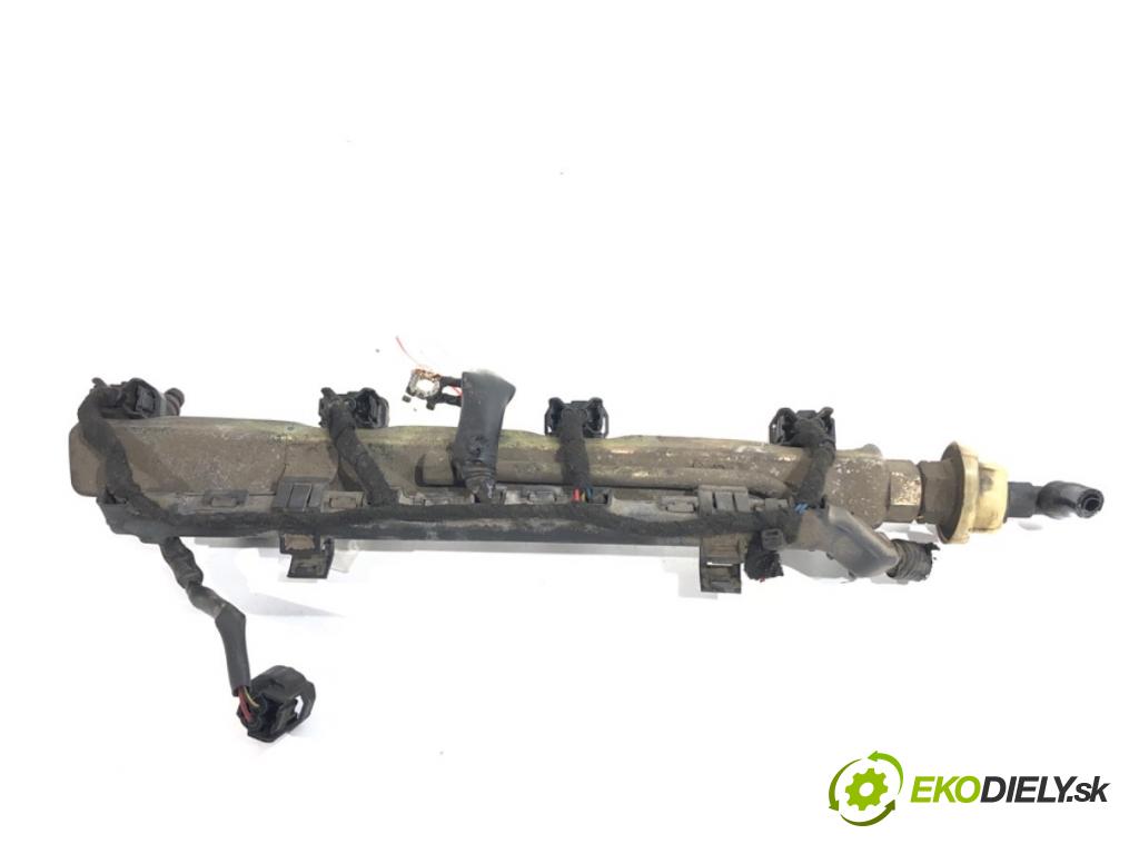 HONDA CR-V II SUV 2002 110 kW 2.0 (RD5) 1998 Lišta vstrekovacia  (Vstrekovacia lišta)