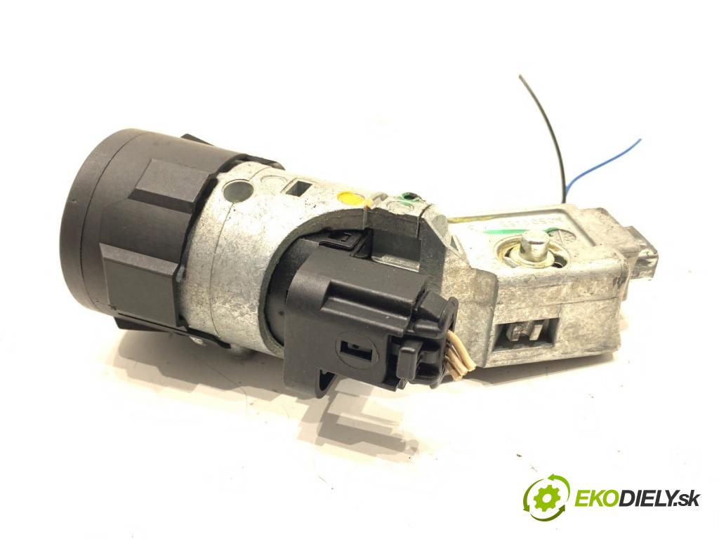 PEUGEOT 407 SW Kombi 2007 100 kW 2.0 HDi 135 1997 spinačka  (Spínacia skrinka)