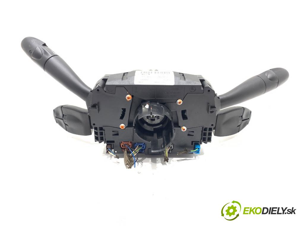 PEUGEOT 407 SW Kombi 2007 100 kW 2.0 HDi 135 1997 Prepínač kombinovaný 96611304XT (Prepínacie páčky pod volantom)