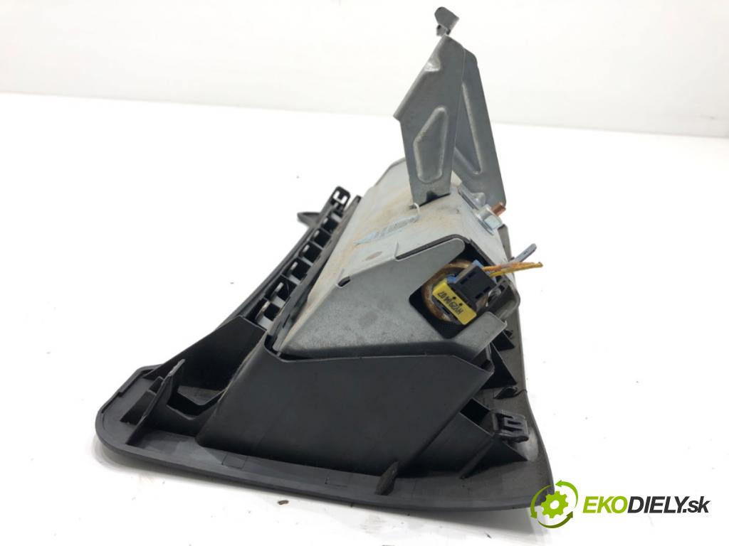 PEUGEOT 407 SW Kombi 2007 100 kW 2.0 HDi 135 1997 AirBag koleno: 96445885ZD