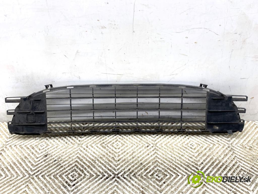PEUGEOT 407 SW Kombi 2007 100 kW 2.0 HDi 135 1997 mří nárazníka přední část 9659398777 (Přední mřížka (maska chladiče))