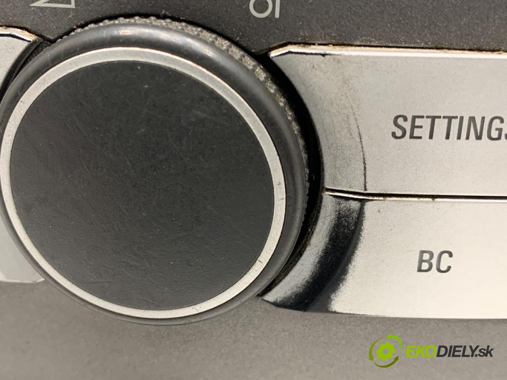 OPEL ASTRA H Kombi 2005 59 kW 1.7 CDTI (L35) 1686 RADIO 13190855 (Audio zariadenie)