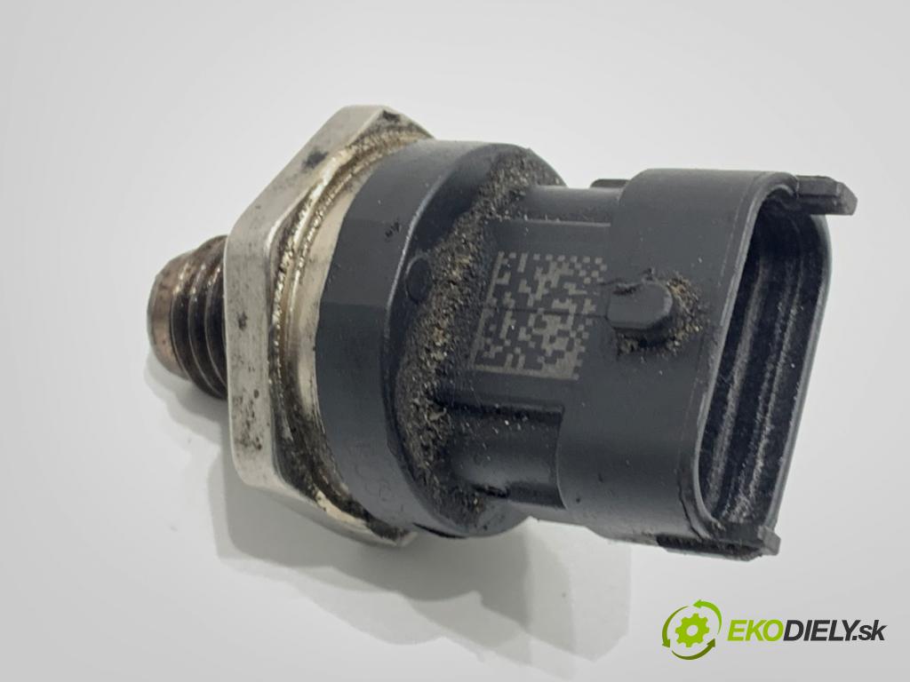 OPEL ASTRA H Kombi 2005 59 kW 1.7 CDTI (L35) 1686 Snímač tlaku paliva 0281002767 (Snímač)