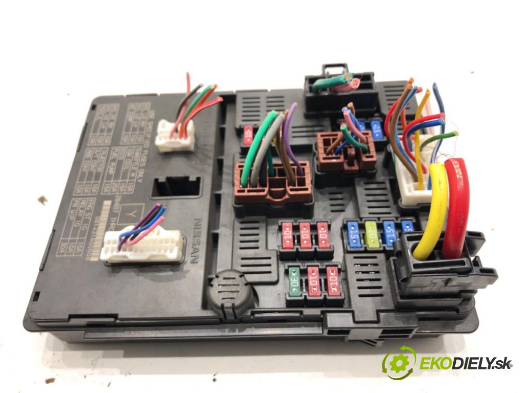 NISSAN MICRA K13 liftback 2015 59 kW 1.2 1198 modul BSI 284B7-1HR0C (Pojistková skříňka)