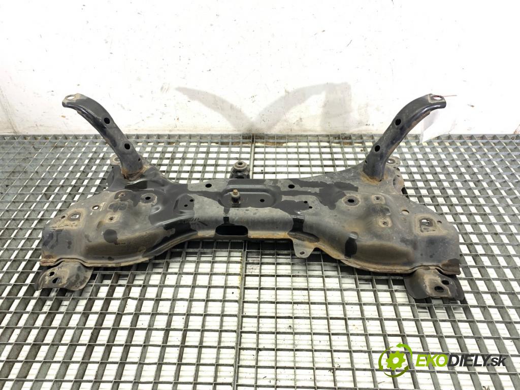 NISSAN MICRA K13 liftback 2015 59 kW 1.2 1198 výztuha pod motor  (Přední výztuha)