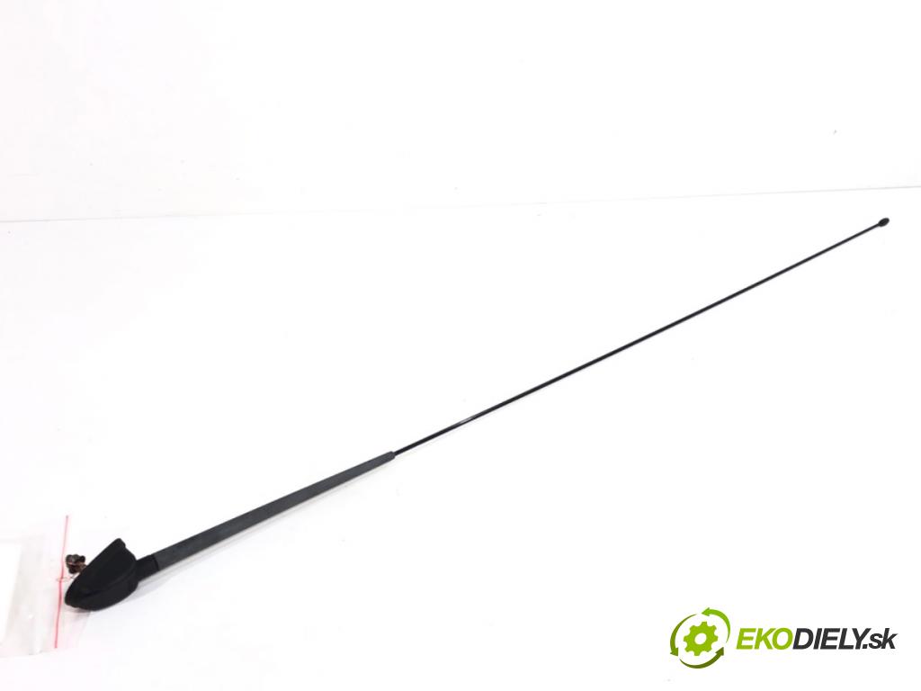 NISSAN MICRA K13 liftback 2015 59 kW 1.2 1198 ANTENA 