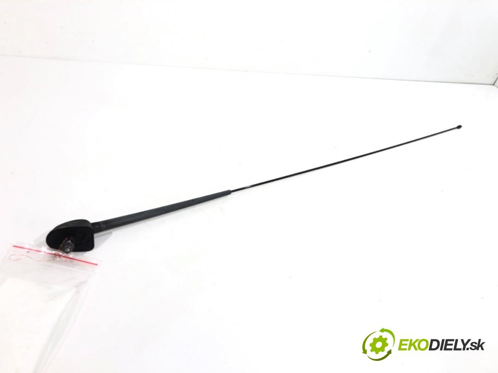 NISSAN MICRA K13 liftback 2015 59 kW 1.2 1198 ANTENA