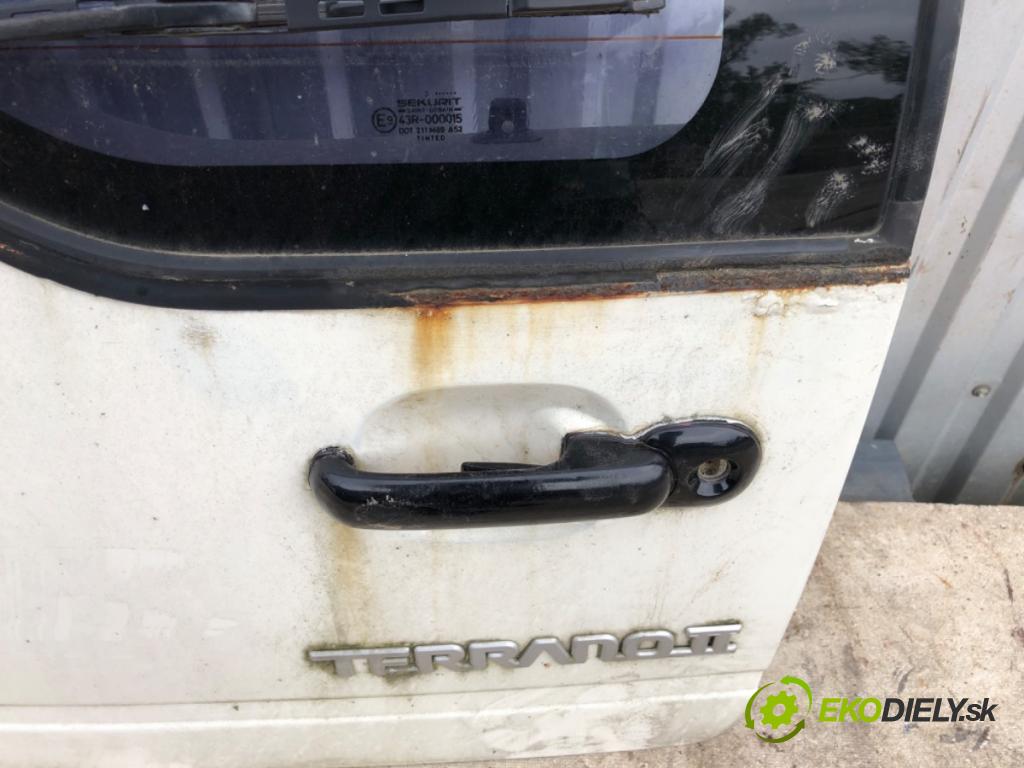 NISSAN TERRANO II samochód terenowy zamknięty 1994 91 kW 2.4 i 12V 4WD 2389 kapota zadní část
