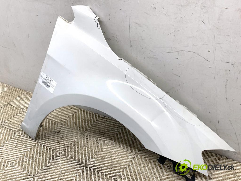 VW GOLF VII liftback 2012 77 kW 1.6 TDI 1598 blatník pravý přední část LC9A