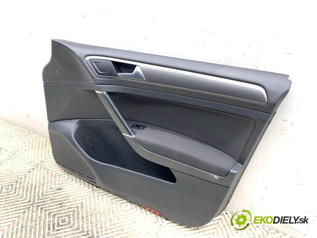 VW GOLF VII liftback 2012 77 kW 1.6 TDI 1598 ča dveře pravý přední část