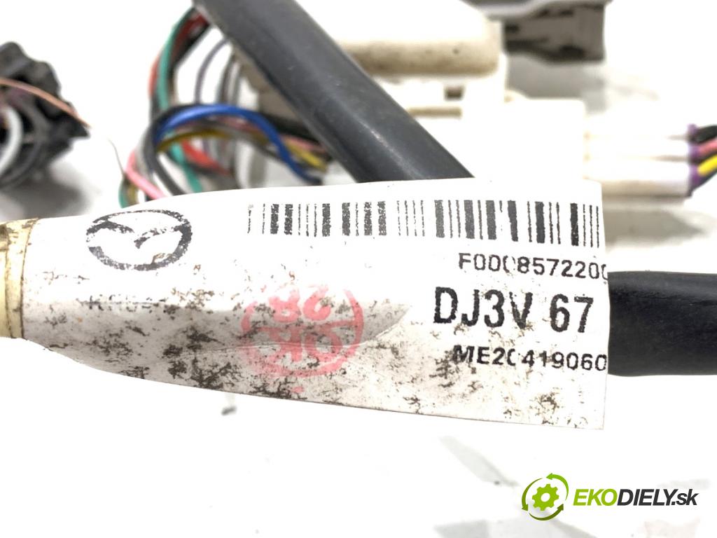 MAZDA 2 DL liftback 2019 66 kW 1.5 SKYACTIV-G 1496 káblovačka PDC zadní část DJ3V67SH0