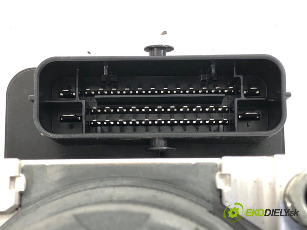 MAZDA 2 DL liftback 2019 66 kW 1.5 SKYACTIV-G 1496 Pumpa ABS DG7R437A0 (Pumpa ABS)