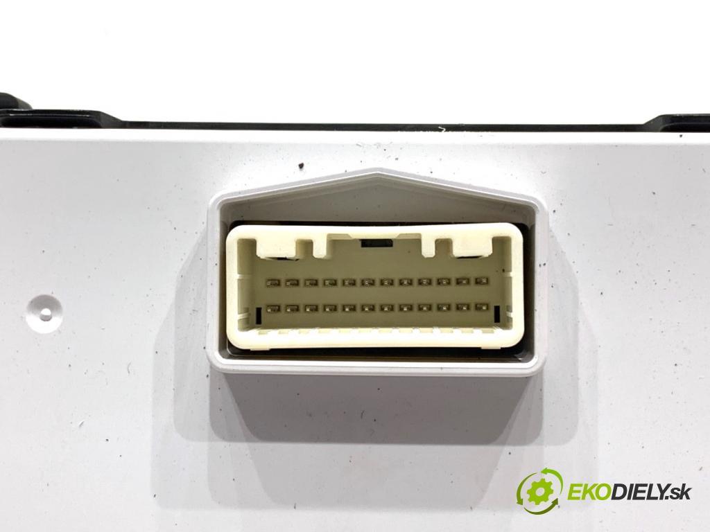 MAZDA 2 DL liftback 2019 66 kW 1.5 SKYACTIV-G 1496 Panel ovládania kúrenia DG7N (Prepínacie páčky pod volantom)